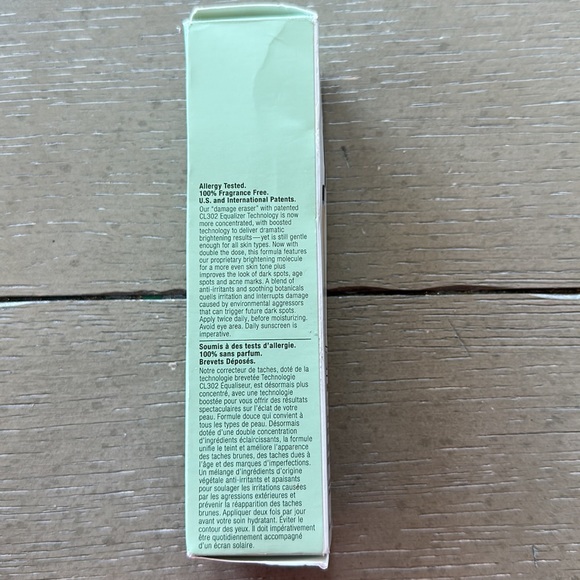 Even Better Clinical Radical Dark Spot Corrector + Interrupter 1.7 oz - Picture 4 of 4